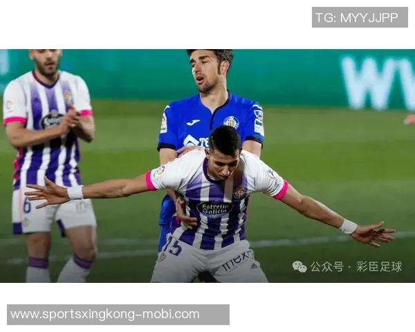 赫塔费前锋马约拉尔右膝受伤或缺阵四周球队考虑引援补强 赫塔费前锋马约拉尔右膝受伤或缺阵四周球队考虑引援补强