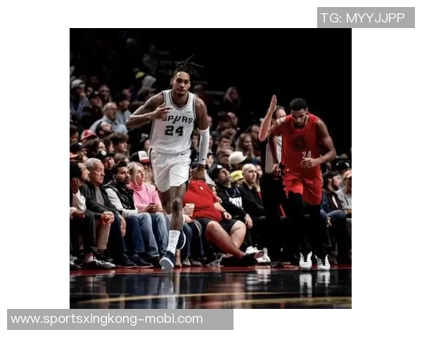 瓦塞尔表现平平三分球失准但仍贡献12分6板助球队稳定发挥 瓦塞尔表现平平三分球失准但仍贡献12分6板助球队稳定发挥